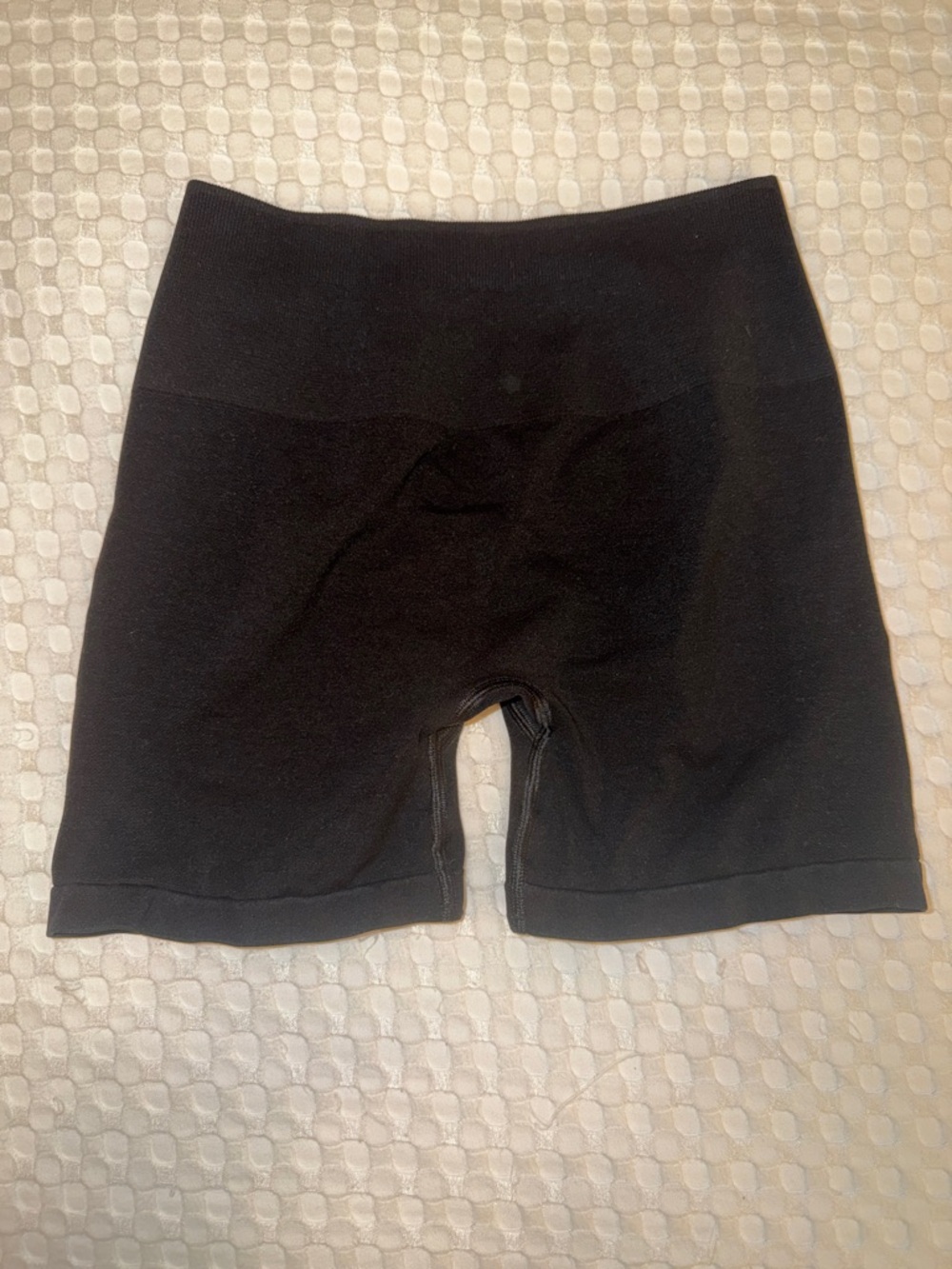 Alphalete Amplify Ultra High-Rise Shorts